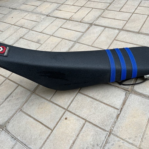 Blackbird Racing Seat for Yamaha YZ 125/250 2002-2021 like new