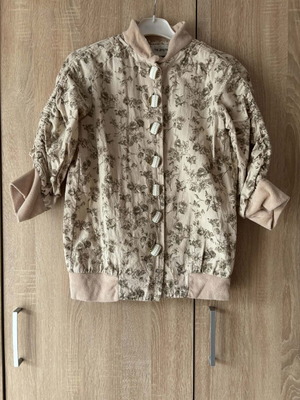 The Jerkins shirt like new, beige with detailed sleeves