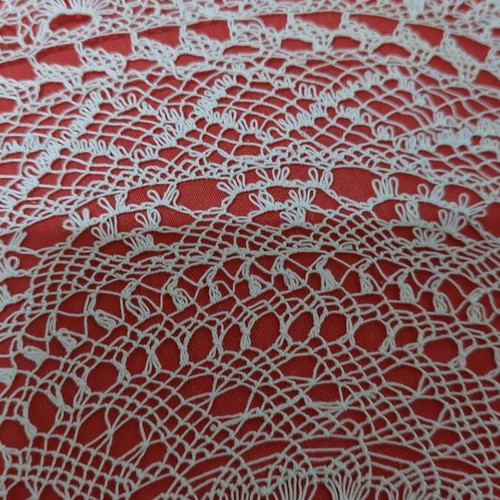 Needle lace embroidery set new, 3 pieces, white doily and napkins