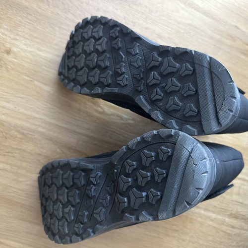 Quechua waterproof kids boots size 38 used, black