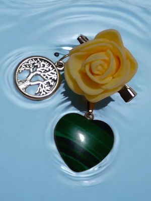 Brooch with natural malachite stone, tree of life pendant and foam rose