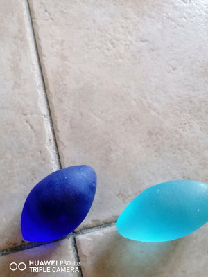 Crystal egg-shaped decorations like new, set of two
