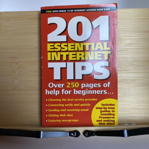 201 Essential Internet Tips book like new, English