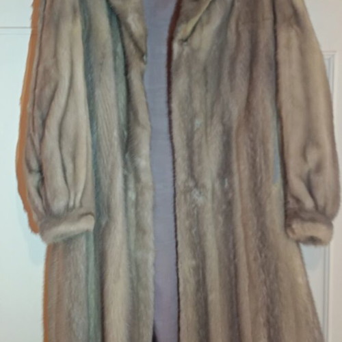Hountala mink fur coat like new, authentic
