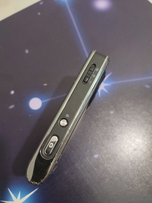 Lg ku990i phone used, screen damaged