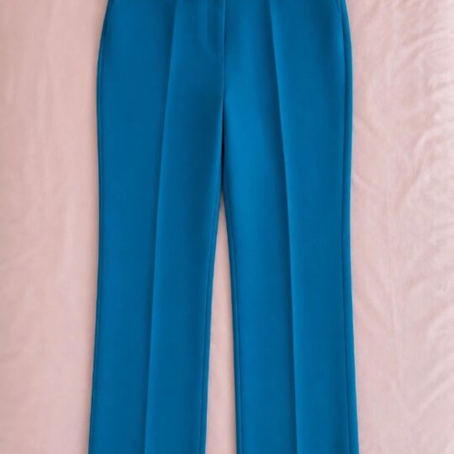 Never on Sunday women's blazer and pants set size L like new, blue