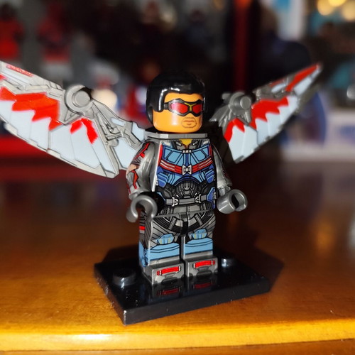 Falcon Sam Wilson figure like new with stand and wings