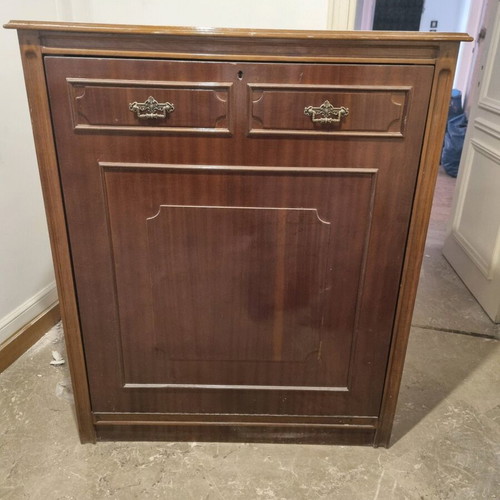 Murphy bed with folding bed frame