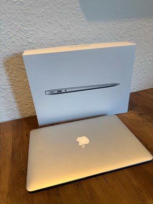 MacBook Air 13" early 2015 laptop, 8GB RAM, 256GB SSD, silver
