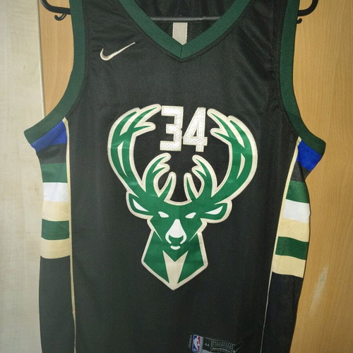 Antetokounmpo Jersey Medium, Like New Official Replica