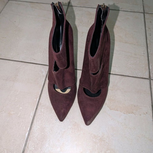 Burgundy suede heeled boots used, size 38