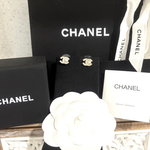 Chanel Classic Mini Logo Light Gold Stud Earrings like new with pearl