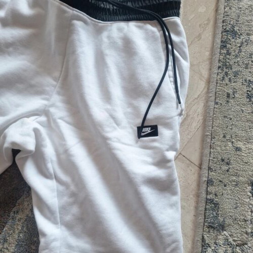Nike shorts like new, black and white, size M