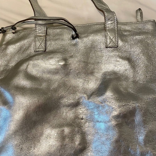 Thiros leather shoulder bag silver used with small scratches