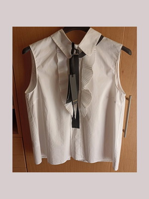 "Pinko Chic Shirt - Unworn with tags - Opportunity Price"