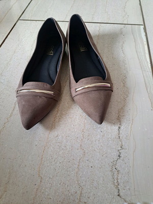 Estil leather ballerinas size 40 beige and brown like new