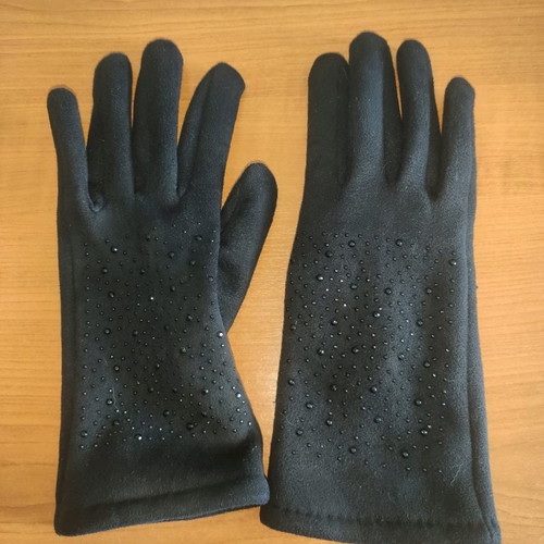 Azade black gloves new, fleece with rhinestones and embossed detail