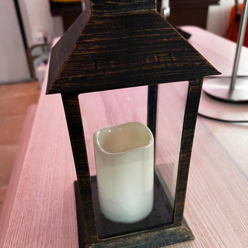 LED lantern like new