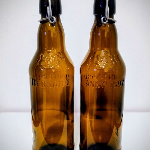 Bernard Anno 1597 beer bottles set of 2 like new with swing-top caps