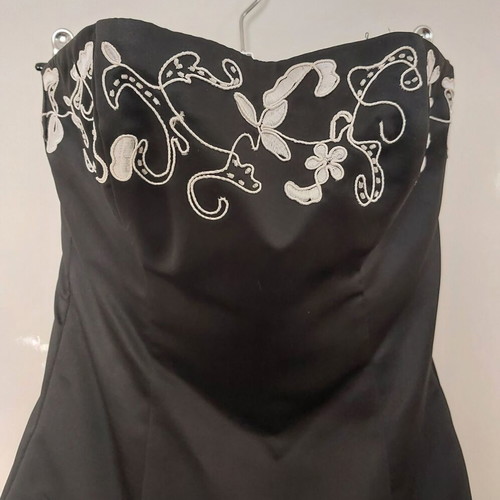 Strapless dress Morgan and Co. black with white tulle like new, size S