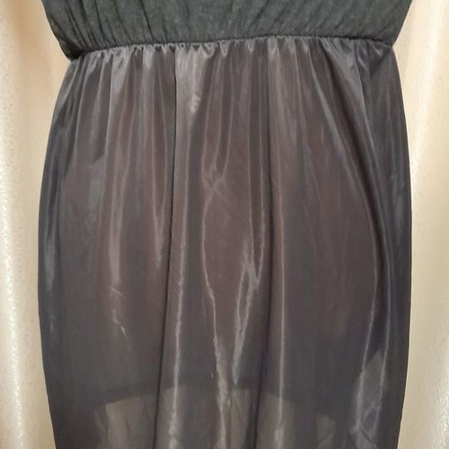 Pull & Bear dress gray with lace back like new, size M