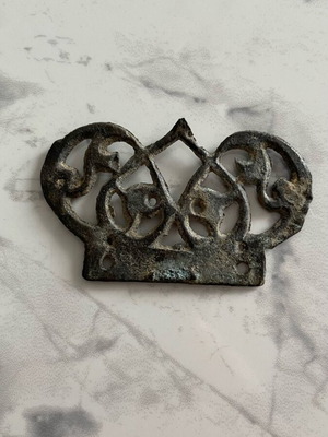 Βασιλική κορόνα μεταχειρισμένη της εποχής της Βασίλισσας Όλγας