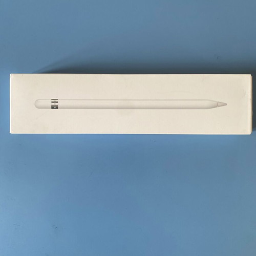 iPad Air 3 256GB like new with Smart Keyboard and Apple Pencil