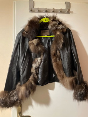Leather jacket with lining refurbished, size L