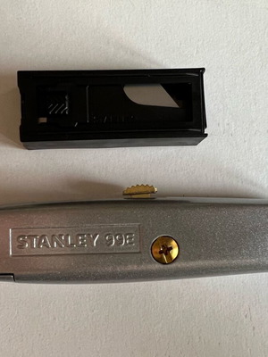 Stanley 99E Heavy-Duty Metal Utility Knife new