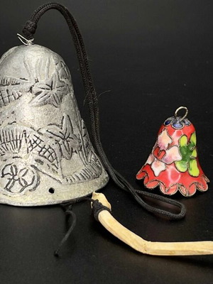 Vintage handmade bells used, pack of 2 pieces