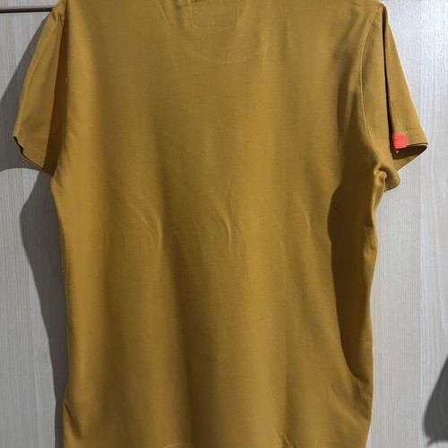 T-shirt Superdry size L like new, yellow, slim fit