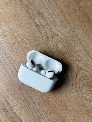 AirPods Pro used, have a problem
