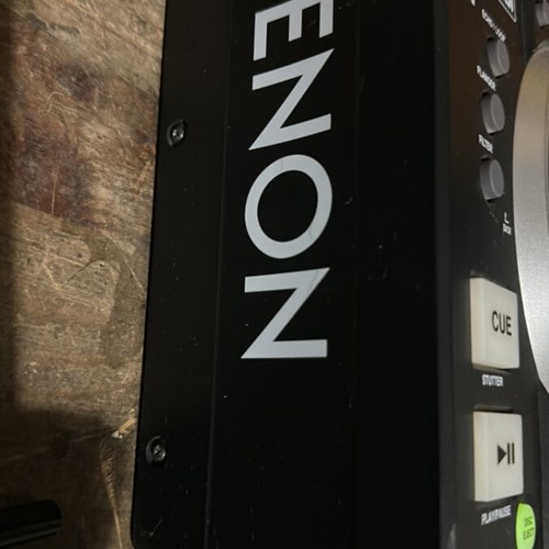 Denon DNS1200 professional CDJ media player