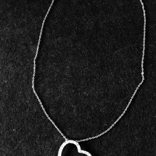 Swarovski heart-shaped pendant used with chain