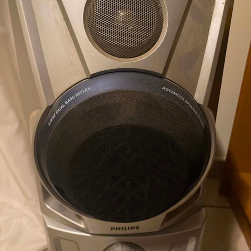 Philips floor speakers used with 2-way dual bass reflex design