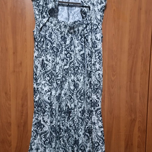 Namaste shirt and pants set like new, multicolored
