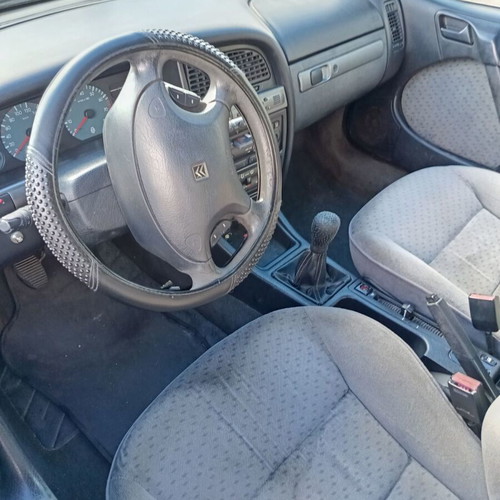 Citroen Xantia 2 compact car, 1.8L, manual, petrol