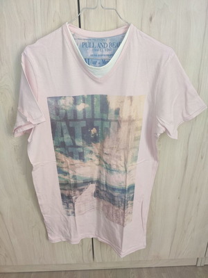 Pull & Bear men's pink T-shirt with large vintage print, size M-L