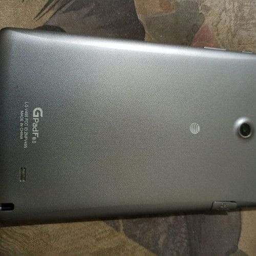 Lg tablet V495 used for parts with screen issue without charger