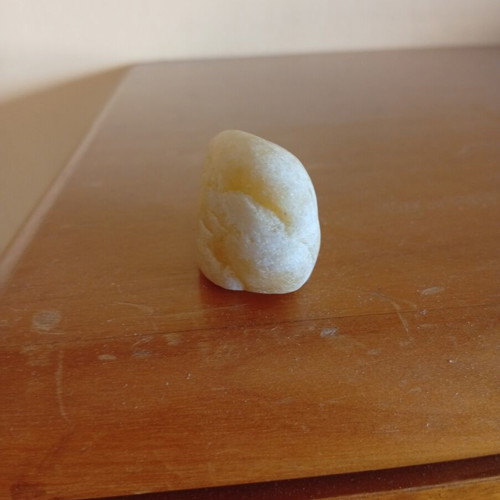 Authentic raw quartz crystal, 5 cm