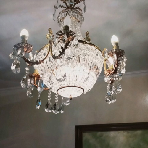 Chandelier with crystals like new