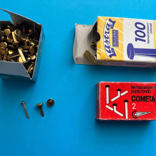 Stationery items new, set of 23 pieces including pushpins and staples