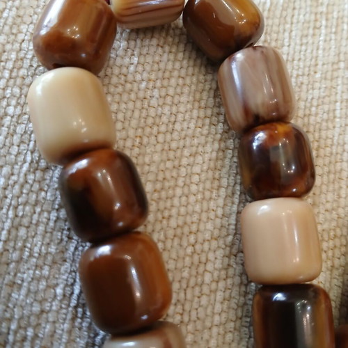 Komboloi old mastic with silver elements used