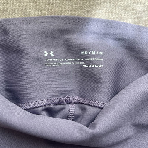 Under Armour leggings size M like new, purple, ankle length