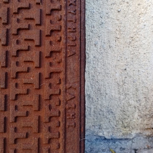 Manhole Cover with Frame New, Cast Iron, 500x560x40 mm