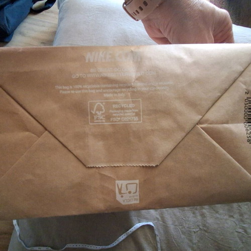 Nike paper bag like new