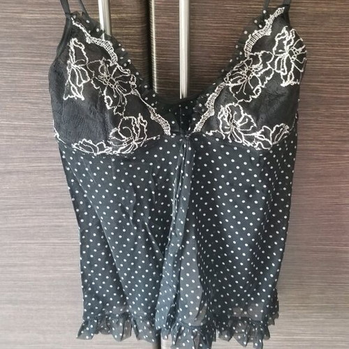 Lingerie top like new, beautiful polka dot