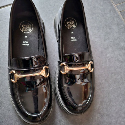 Exe moccasin shoes size 36 like new, black patent leather