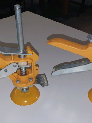 Object lifting jacks like new, set of 2 pieces 1-11cm