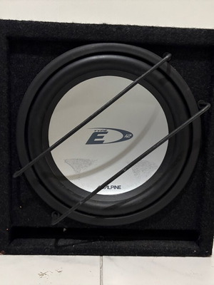 Alpine subwoofer και τελικός ενισχυτής Magnat μεταχειρισμένα